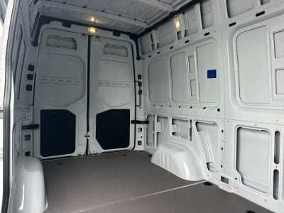 2025 Mercedes-Benz Sprinter 2500 Cargo 144 WB