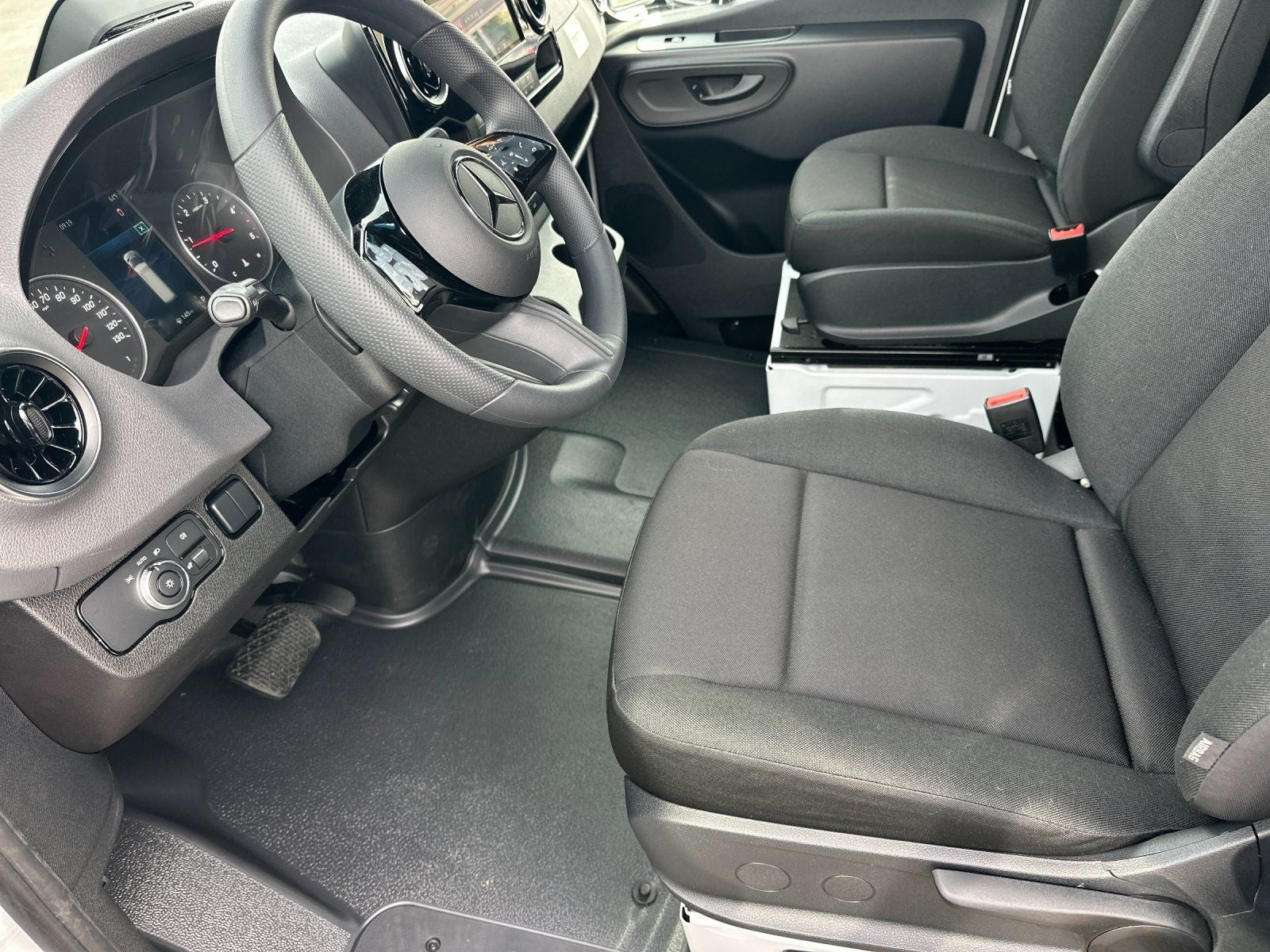 2026 Mercedes-Benz Sprinter 2500 Base