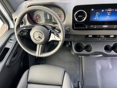 2025 Mercedes-Benz Sprinter 2500 Cargo 144 WB High Roof