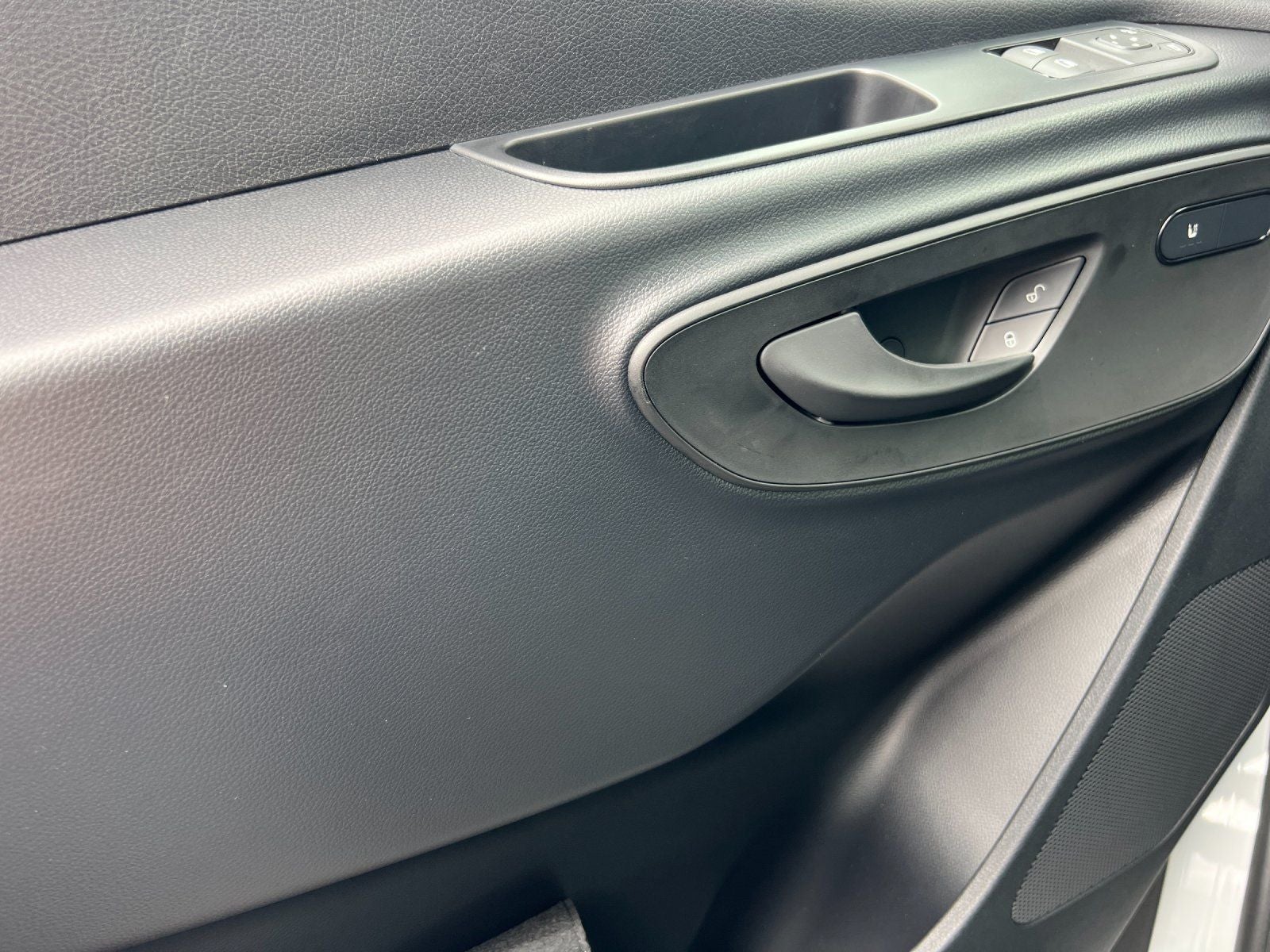 2025 Mercedes-Benz Sprinter 2500 Cargo 144 WB