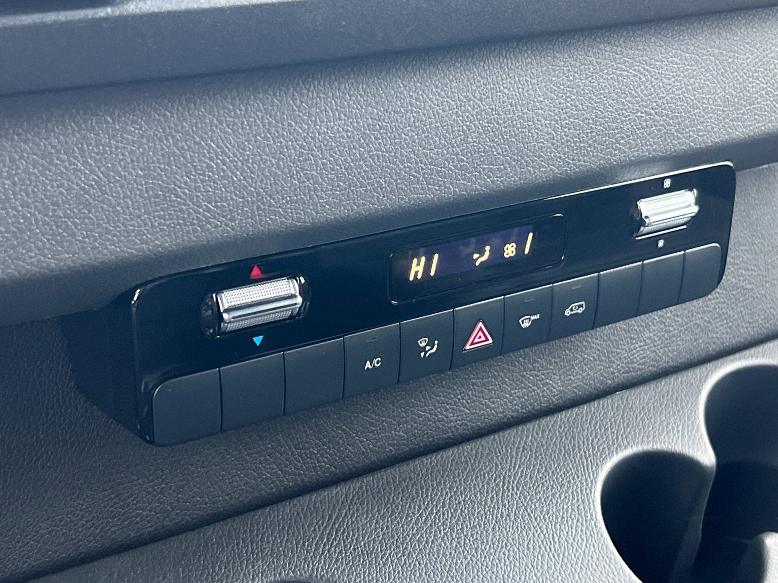 2025 Mercedes-Benz Sprinter 2500 Cargo 144 WB