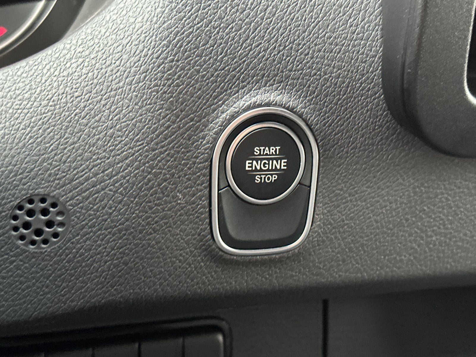 2025 Mercedes-Benz Sprinter 2500 Cargo 144 WB