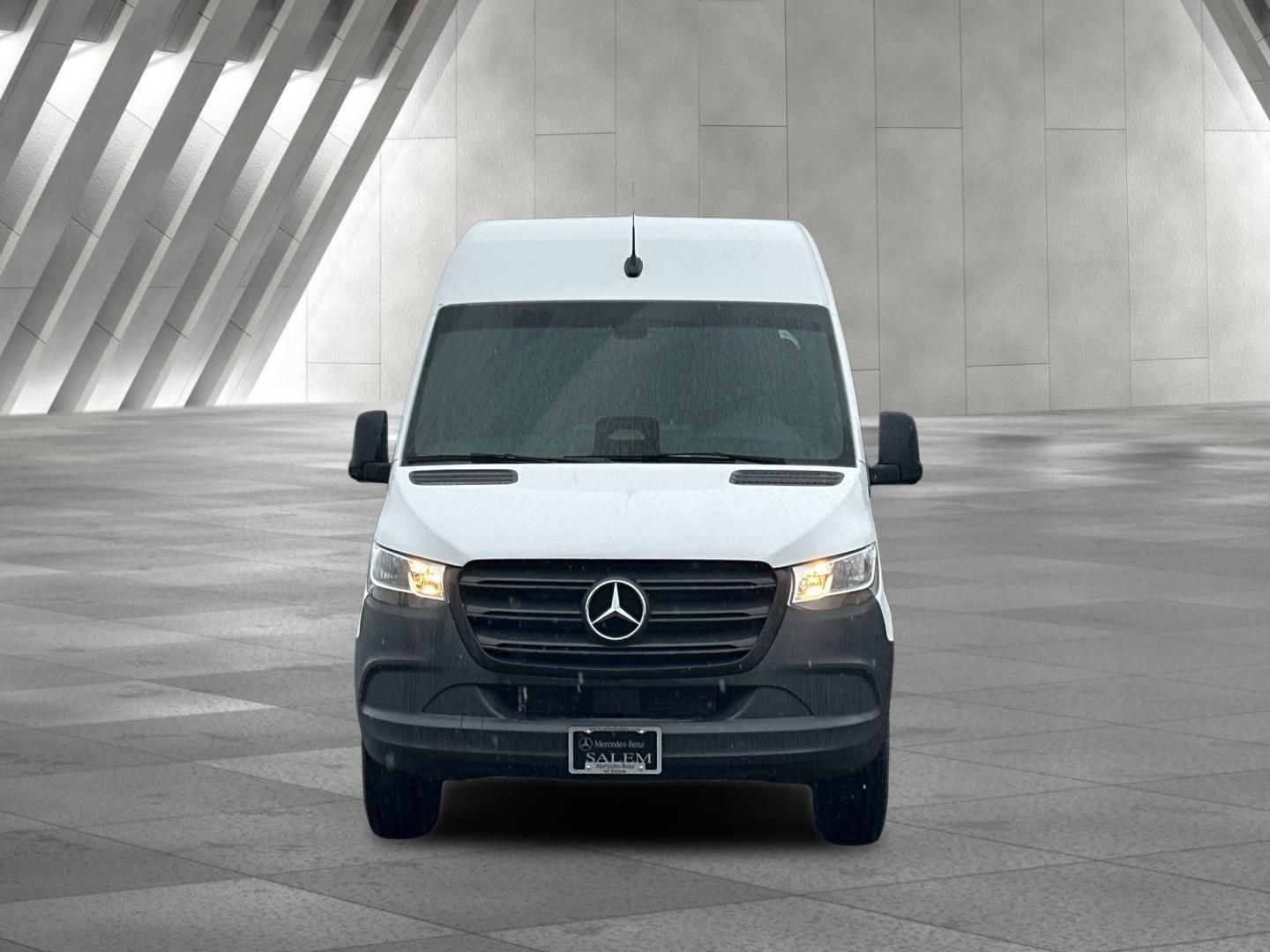 2025 Mercedes-Benz Sprinter 2500 Cargo 144 WB