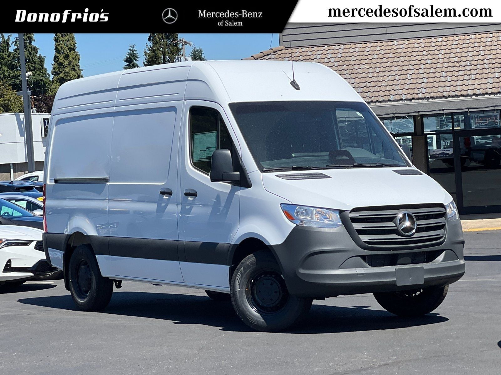 2025 Mercedes-Benz Sprinter 2500 Cargo 144 WB