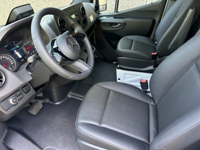 2025 Mercedes-Benz Sprinter 2500 Cargo 144 WB