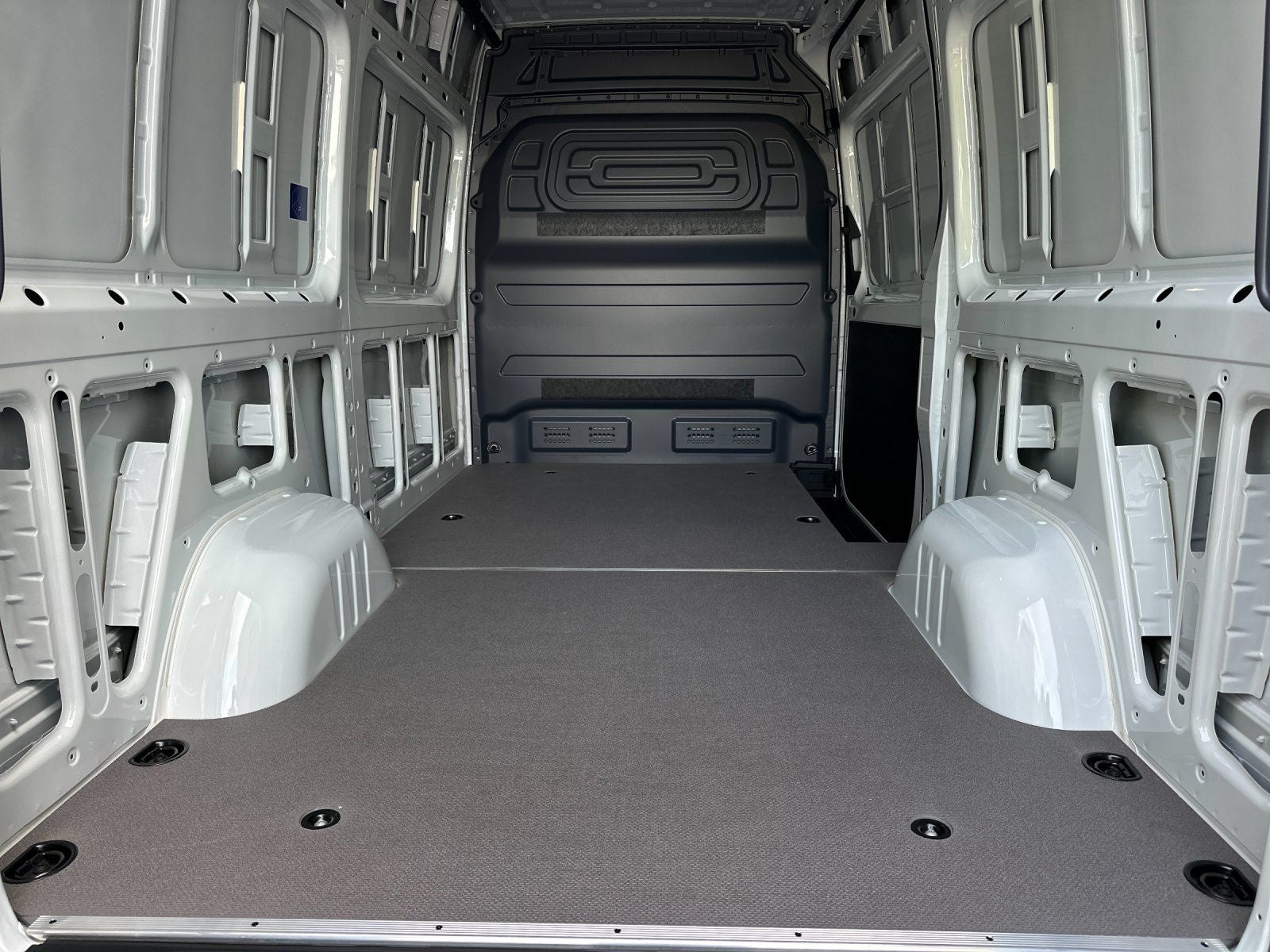 2025 Mercedes-Benz Sprinter 2500 Cargo 144 WB