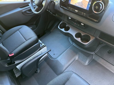 2025 Mercedes-Benz Sprinter 2500 Cargo 144 WB