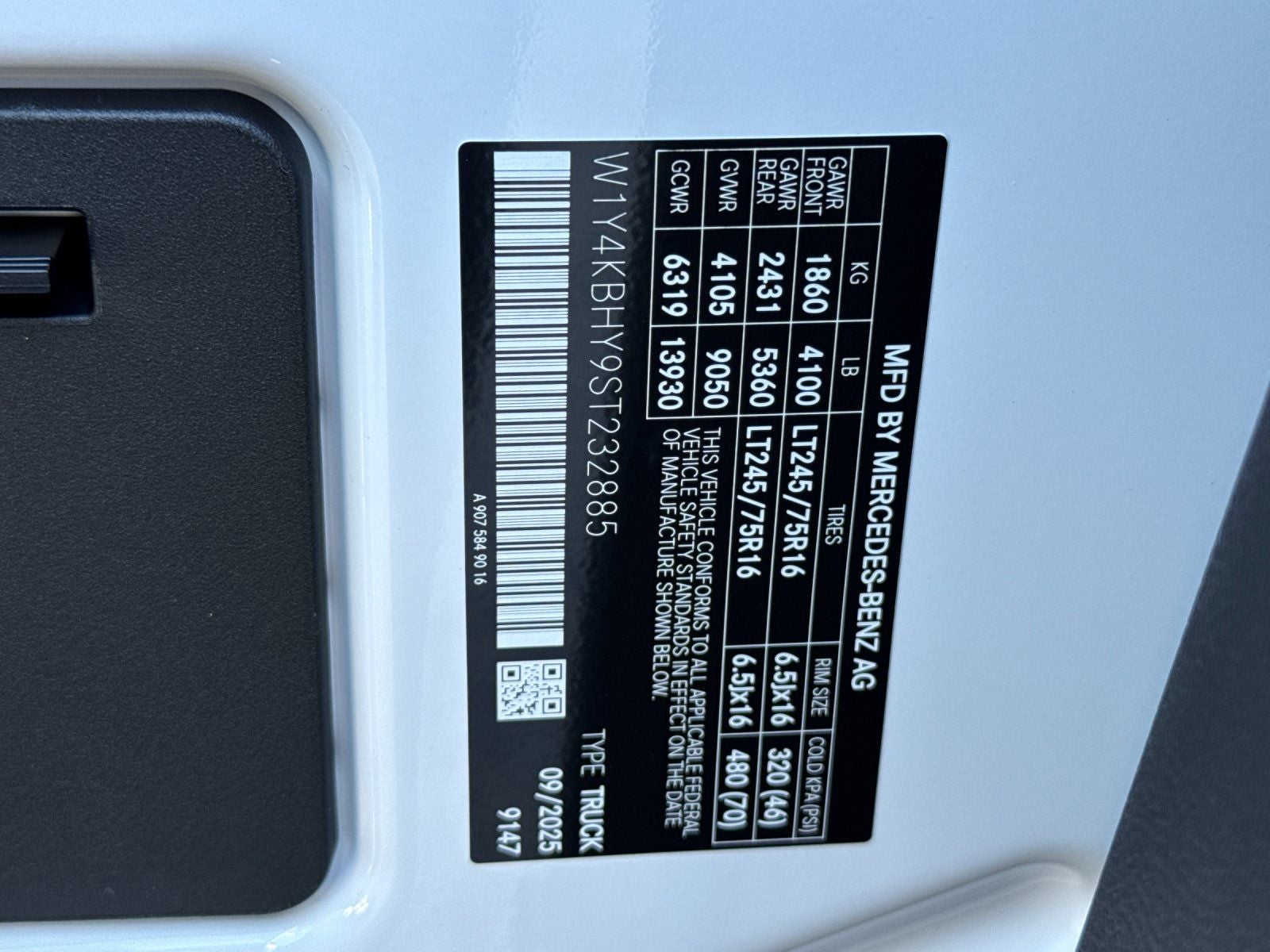 2025 Mercedes-Benz Sprinter 2500 Cargo 144 WB