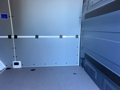 2025 Mercedes-Benz Sprinter 2500 Cargo 144 WB