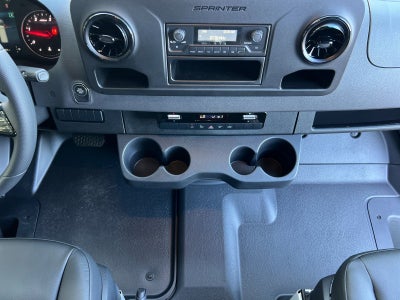 2025 Mercedes-Benz Sprinter 2500 Cargo 144 WB