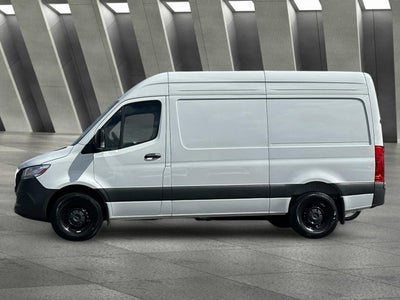 2025 Mercedes-Benz Sprinter 2500 Cargo 144 WB