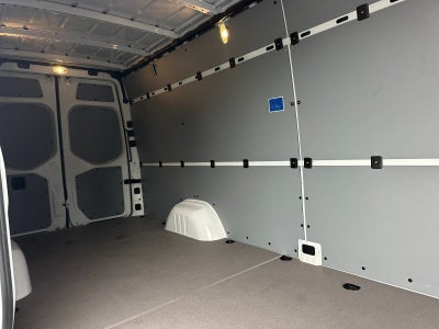 2025 Mercedes-Benz Sprinter 2500 Cargo 170 WB High Roof
