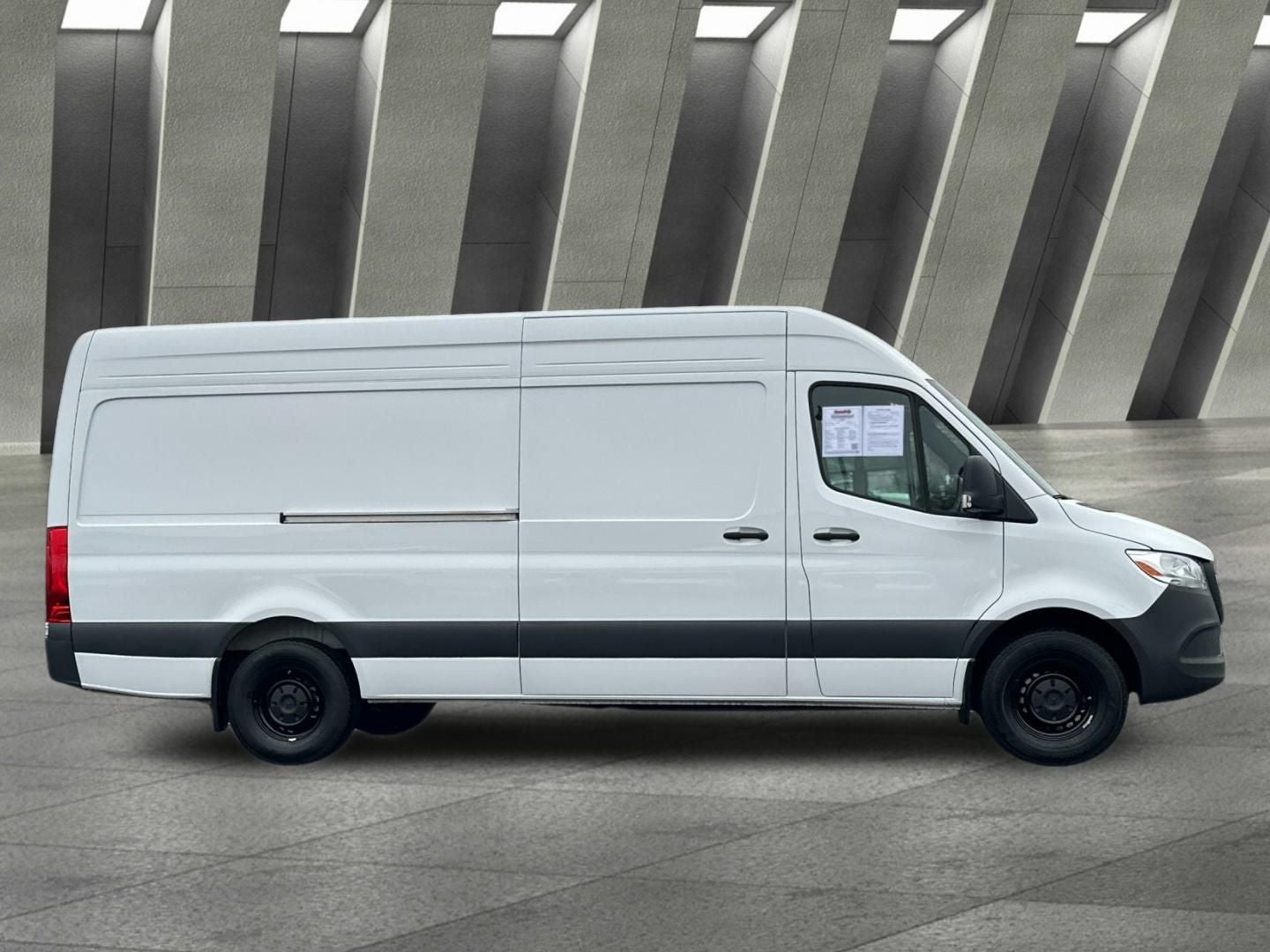 2025 Mercedes-Benz Sprinter 2500 Cargo 170 WB High Roof