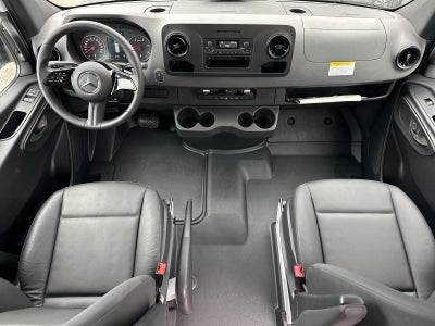 2025 Mercedes-Benz Sprinter 2500 Cargo 144 WB
