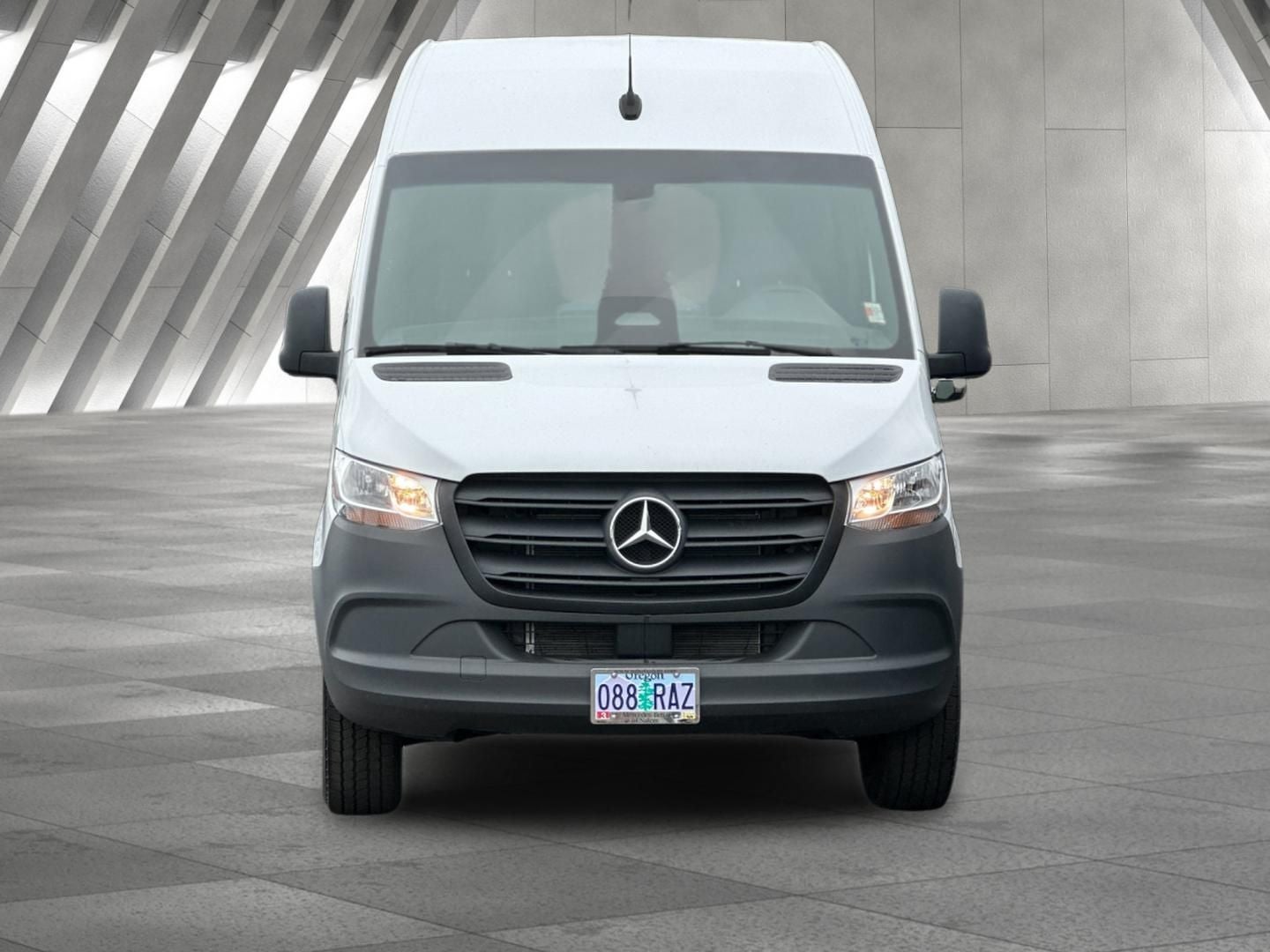 2025 Mercedes-Benz Sprinter 2500 Cargo 144 WB