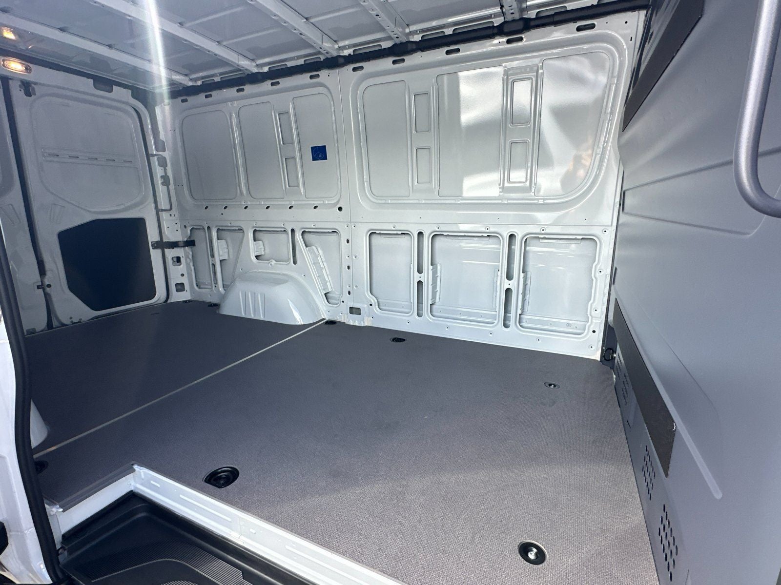 2025 Mercedes-Benz Sprinter 2500 Cargo 144 WB