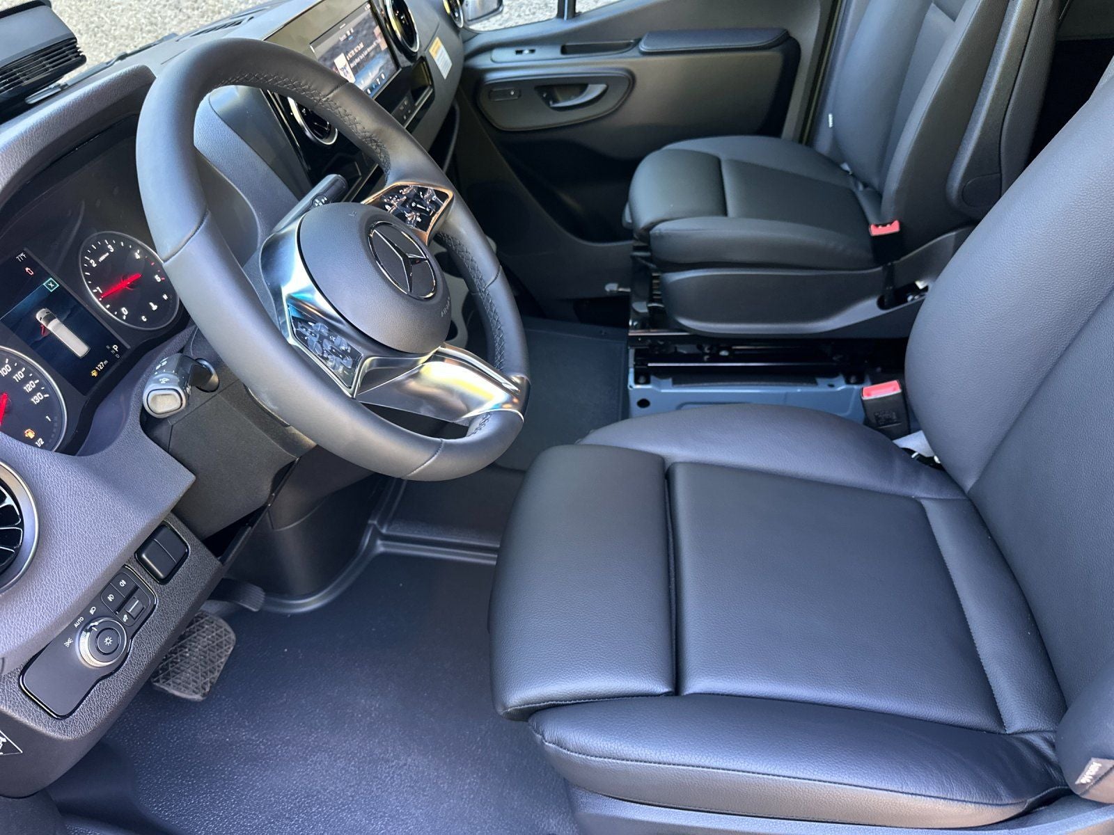 2026 Mercedes-Benz Sprinter 2500 Cargo 144 WB 4MATIC®