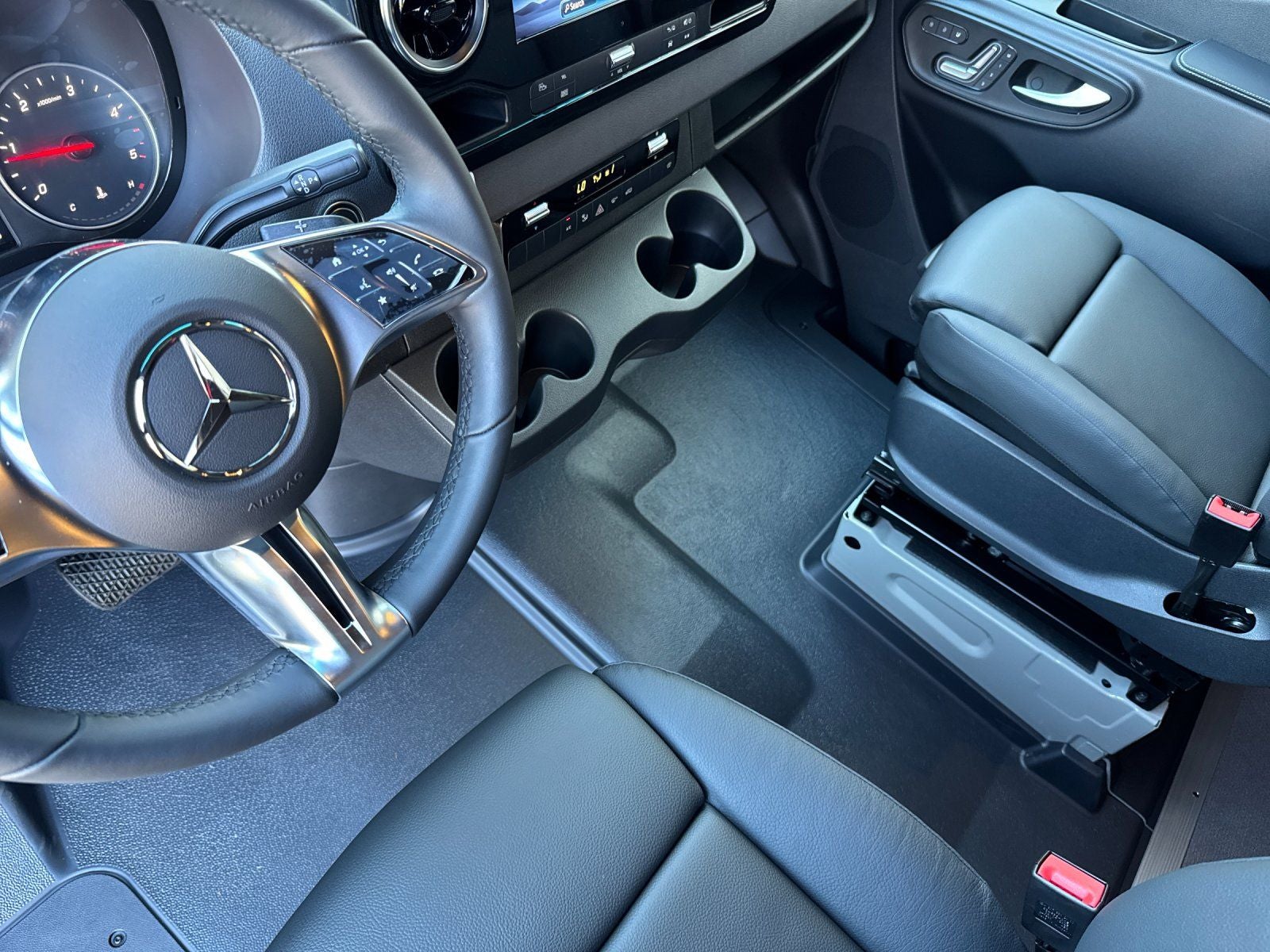 2026 Mercedes-Benz Sprinter 2500 Cargo 144 WB 4MATIC®