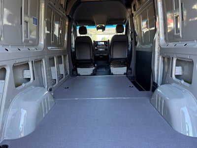 2026 Mercedes-Benz Sprinter 2500 Cargo 144 WB 4MATIC®