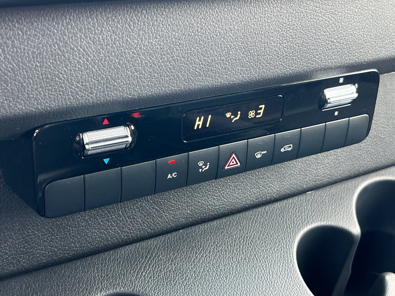 2025 Mercedes-Benz Sprinter 2500 Cargo 144 WB 4MATIC®