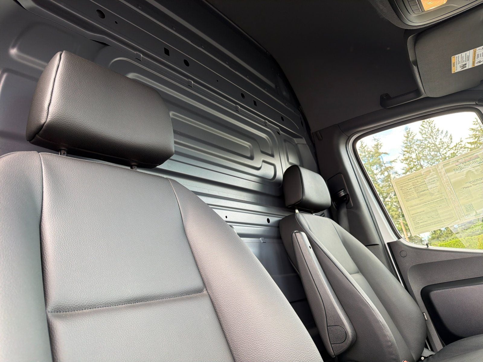 2025 Mercedes-Benz Sprinter 2500 Cargo 170 WB High Roof