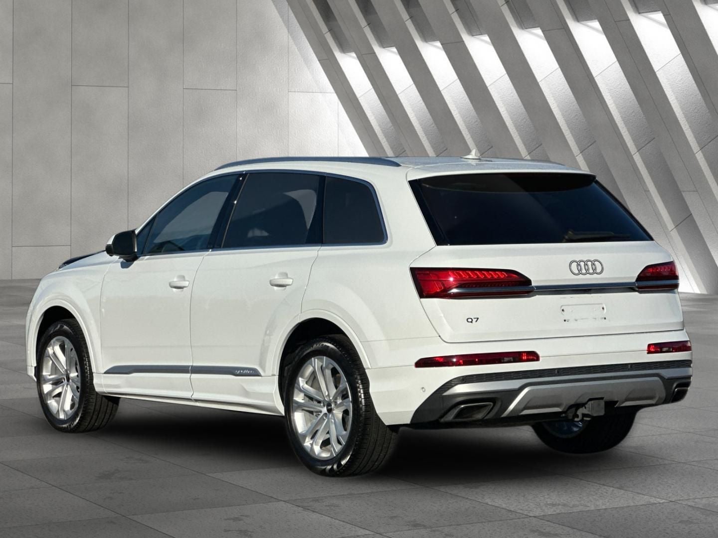 2025 Audi Q7 55 Premium Plus quattro