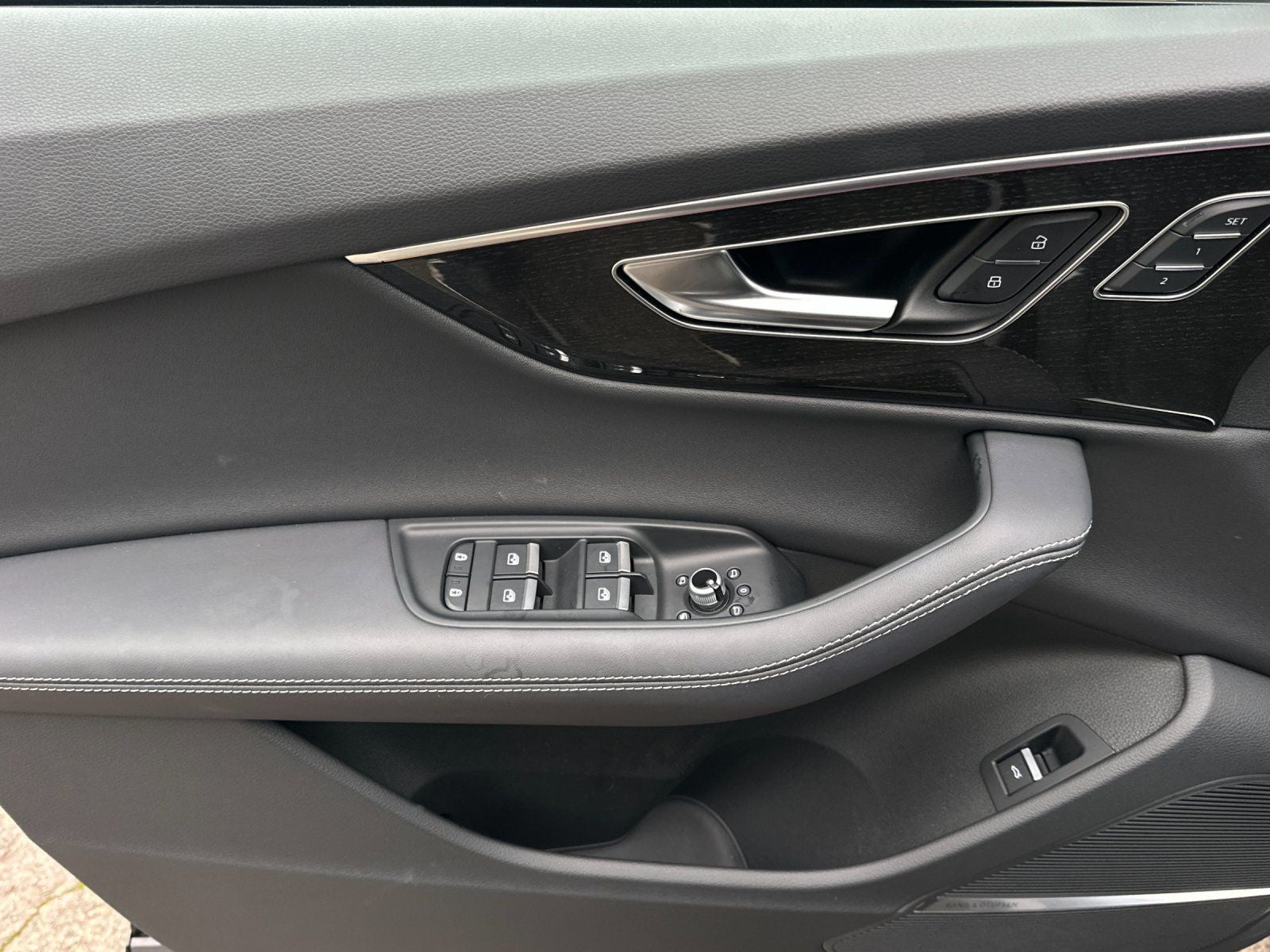 2025 Audi Q7 55 Premium Plus quattro