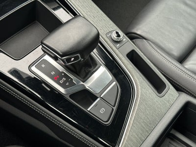 2023 Audi A4 45 S line Premium Plus quattro