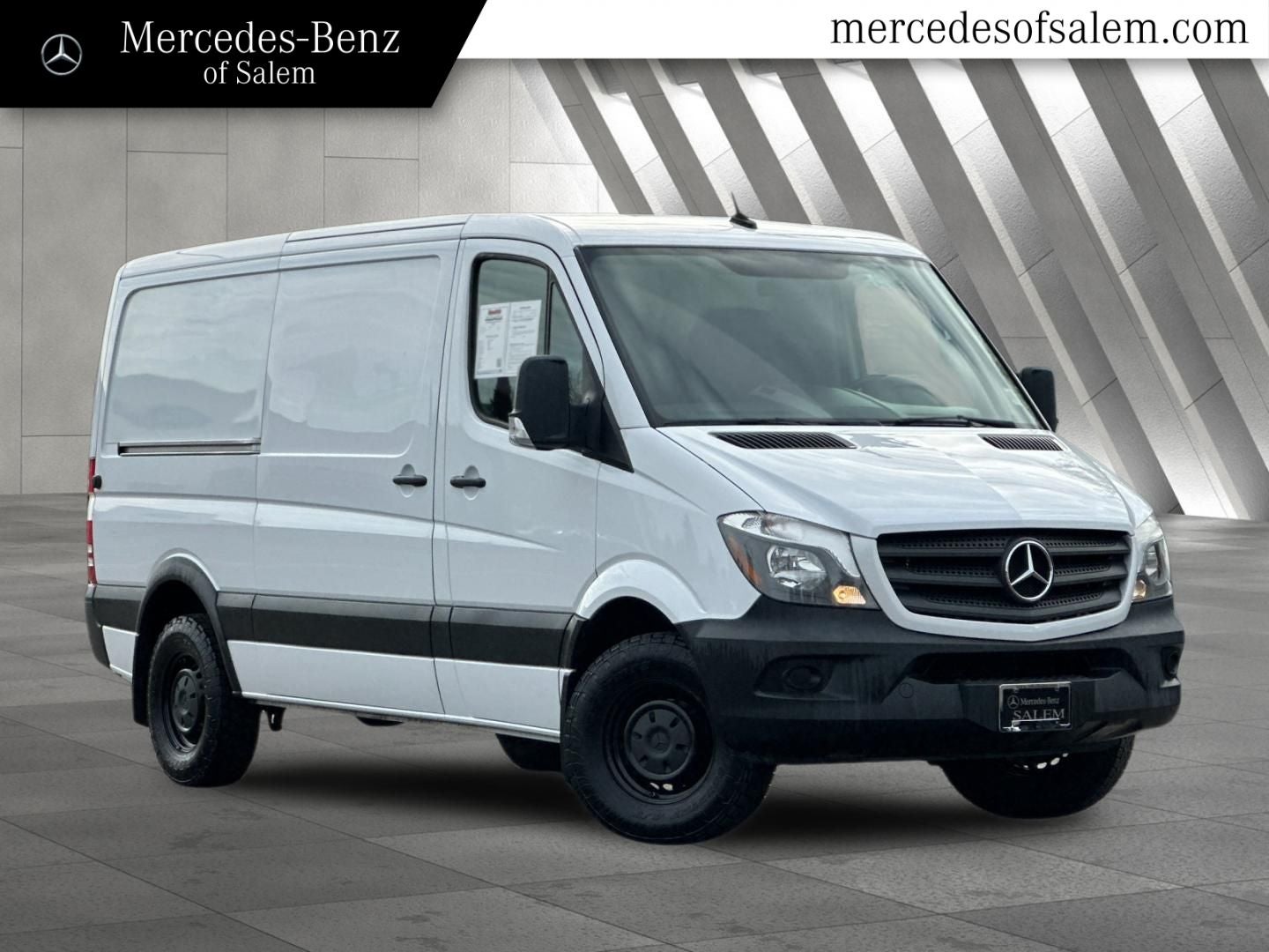 2017 Mercedes-Benz Sprinter WORKER Cargo Van Base