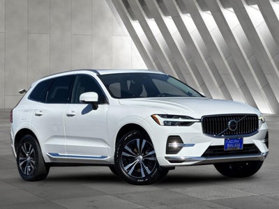 2022 Volvo XC60 Recharge Plug-In Hybrid T8 Inscription Expression