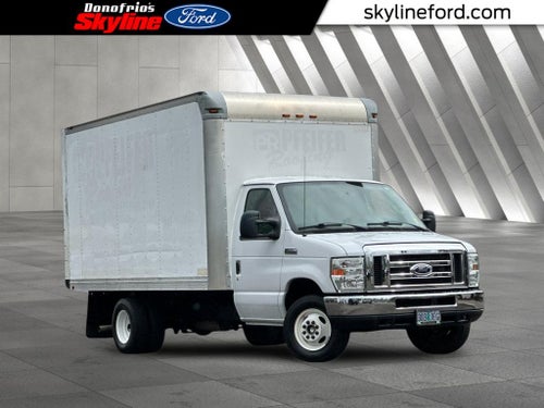 2015 Ford E-450SD Base