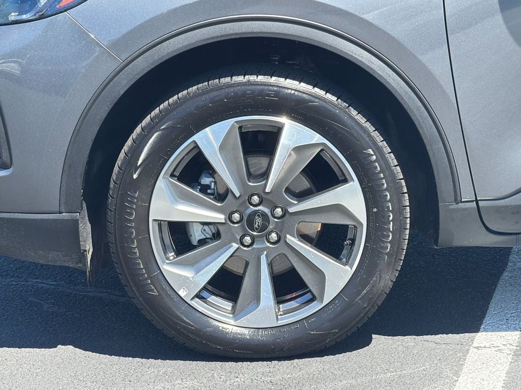 2025 Ford Escape Platinum