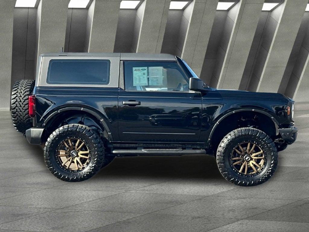 2021 Ford Bronco Base