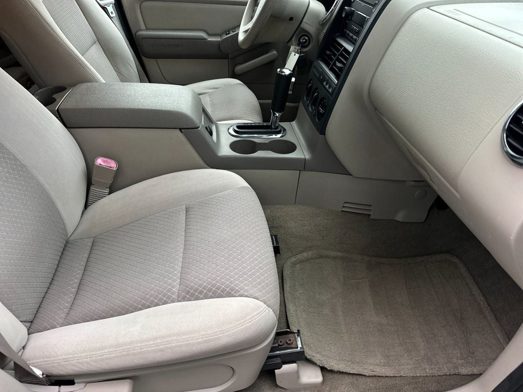 2006 Ford Explorer XLS