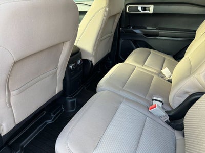 2021 Ford Explorer Base