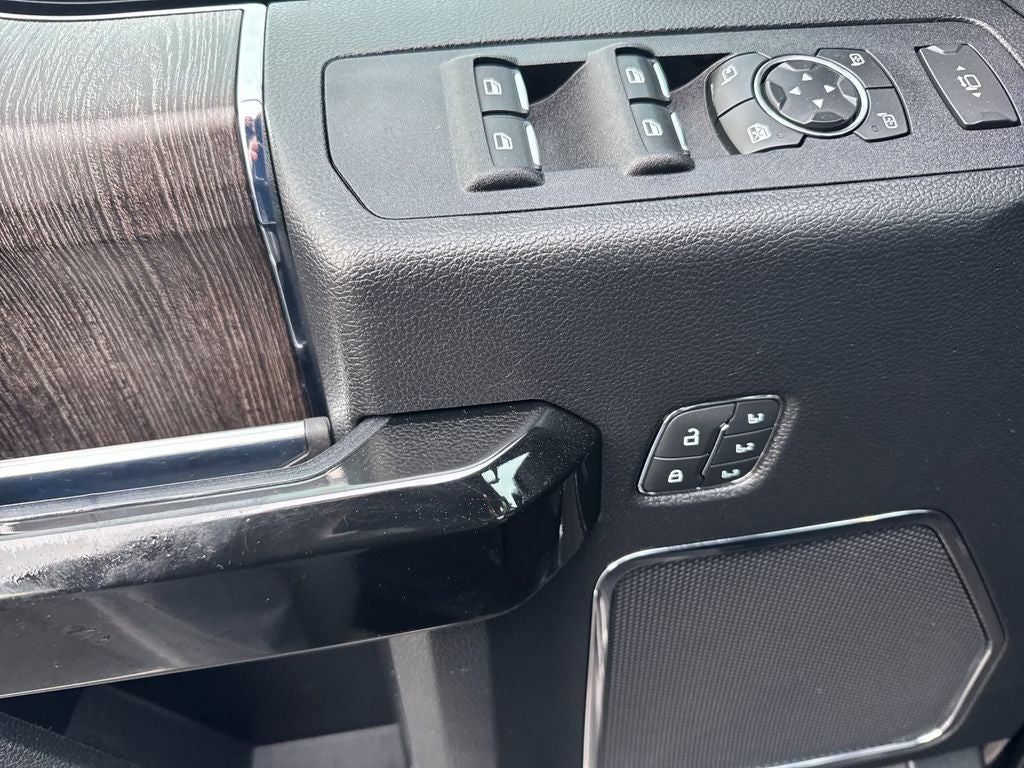 2020 Ford F-250SD Lariat Black Widow