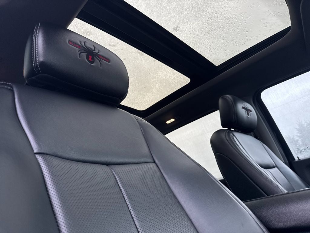 2020 Ford F-250SD Lariat Black Widow