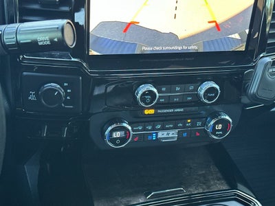 2022 Ford F-250SD Lariat BLACK WIDOW