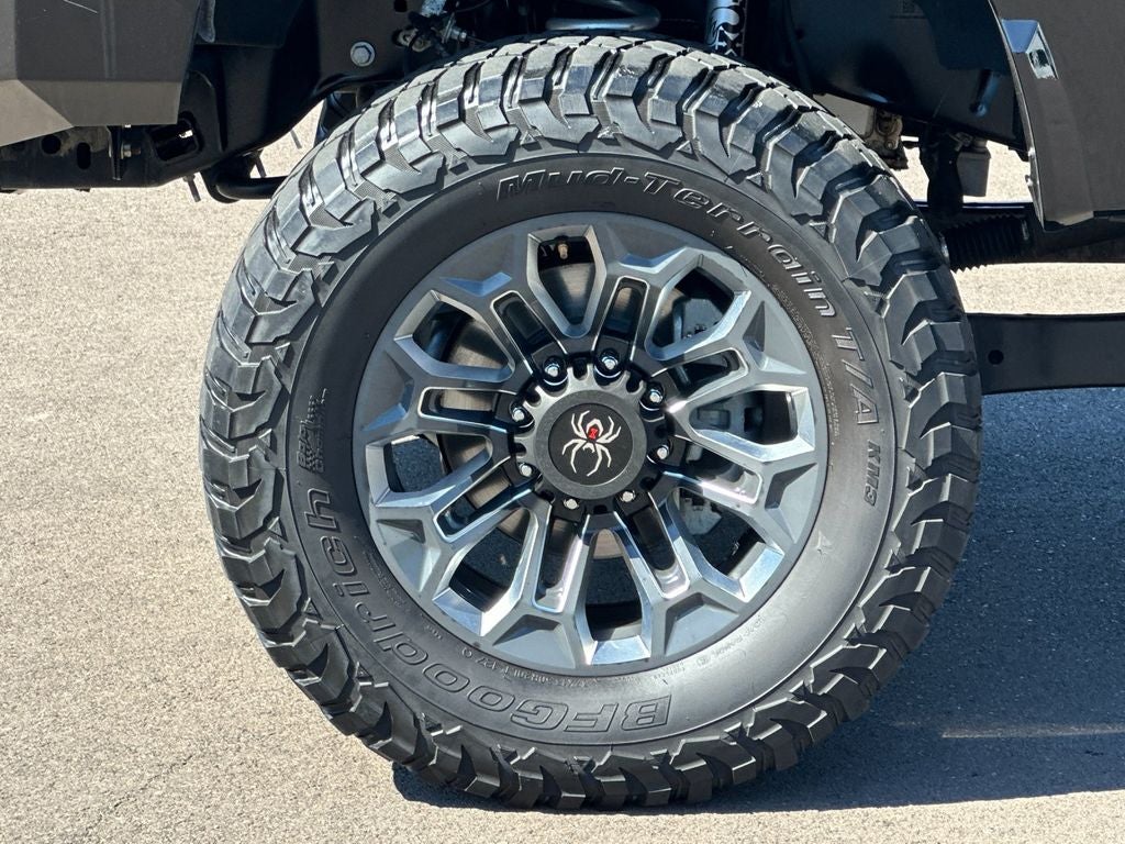 2022 Ford F-250SD Lariat BLACK WIDOW