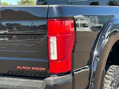2022 Ford F-250SD Lariat BLACK WIDOW