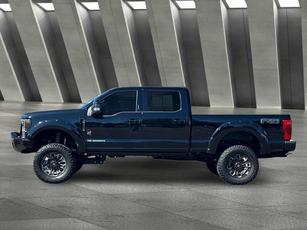 2022 Ford F-250SD Lariat BLACK WIDOW