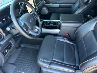 2025 Ford F-350SD Lariat