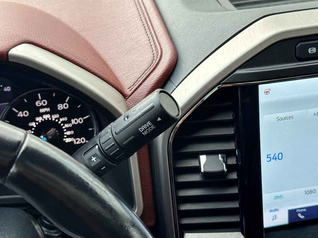 2022 Ford F-350SD Platinum