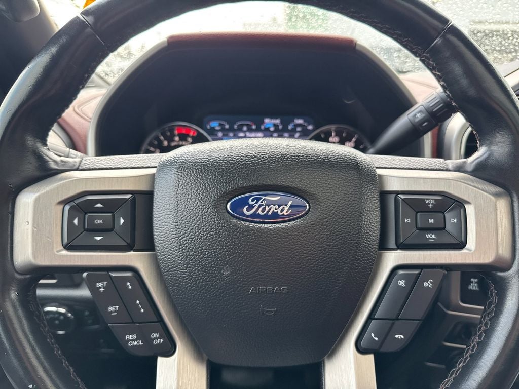 2022 Ford F-350SD Platinum
