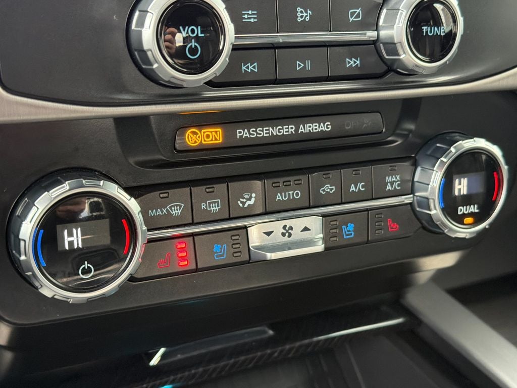 2022 Ford F-350SD Platinum