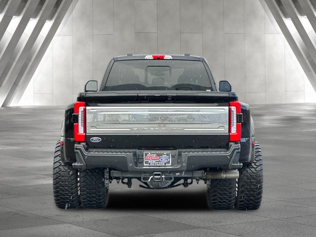 2025 Ford F-450SD Platinum DRW