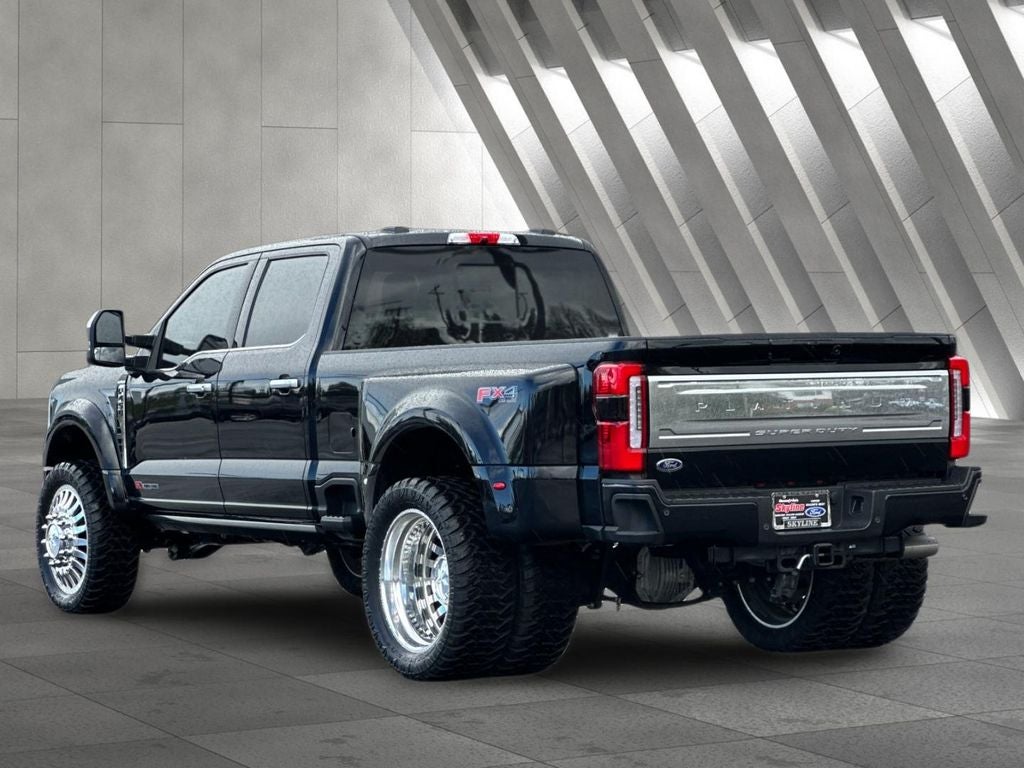 2025 Ford F-450SD Platinum DRW