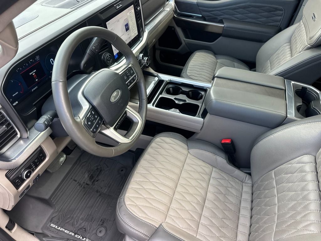 2025 Ford F-450SD Platinum DRW