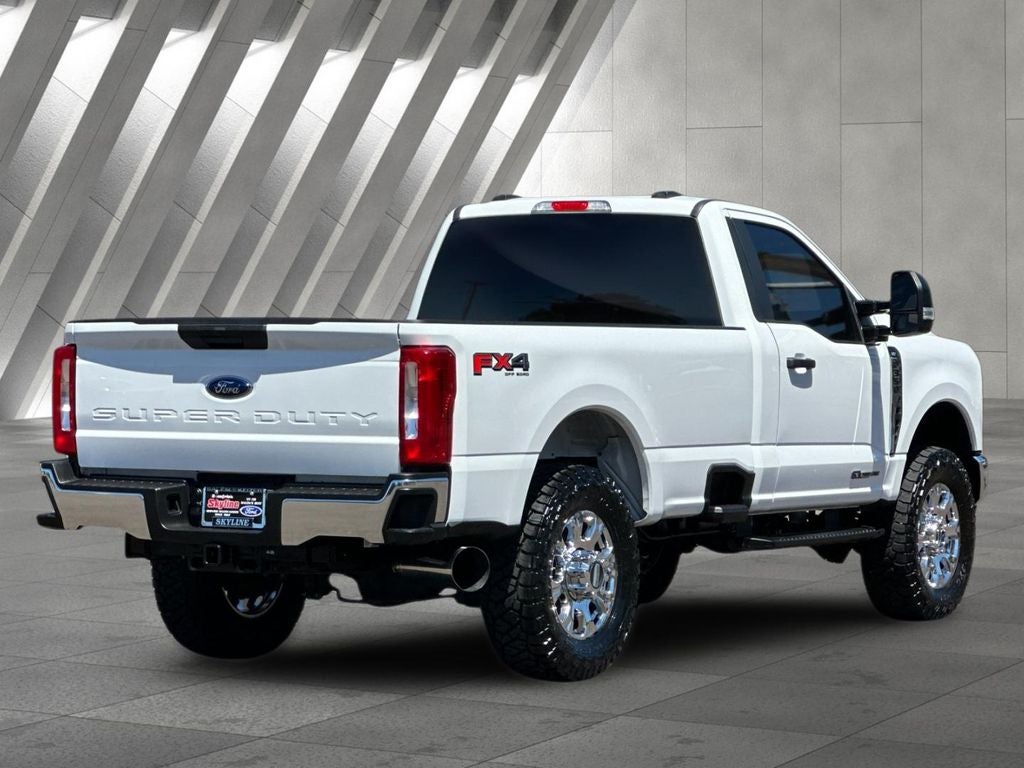 2023 Ford F-350SD XLT