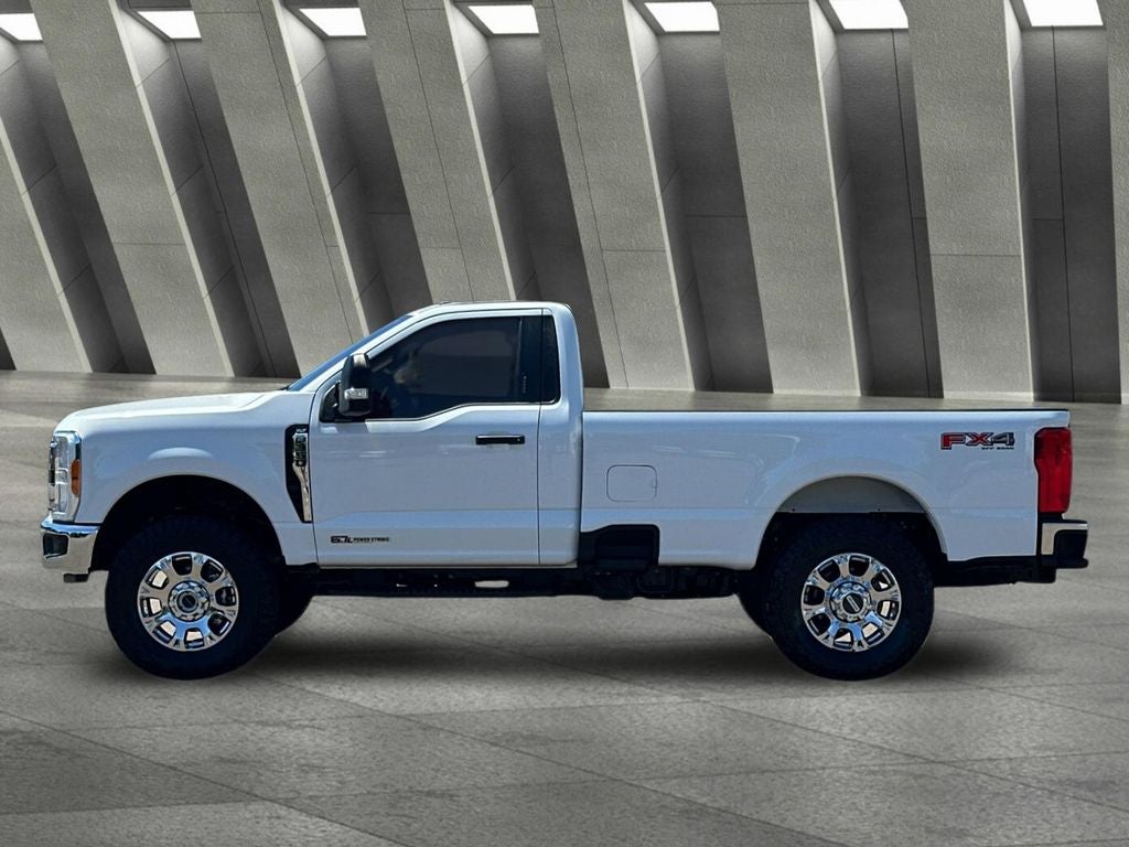 2023 Ford F-350SD XLT